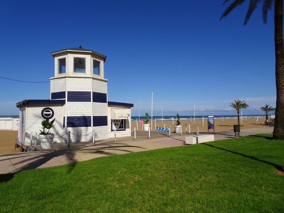 Universidad Del Mar - Alquiler Solo Familias Gandia Exterior photo